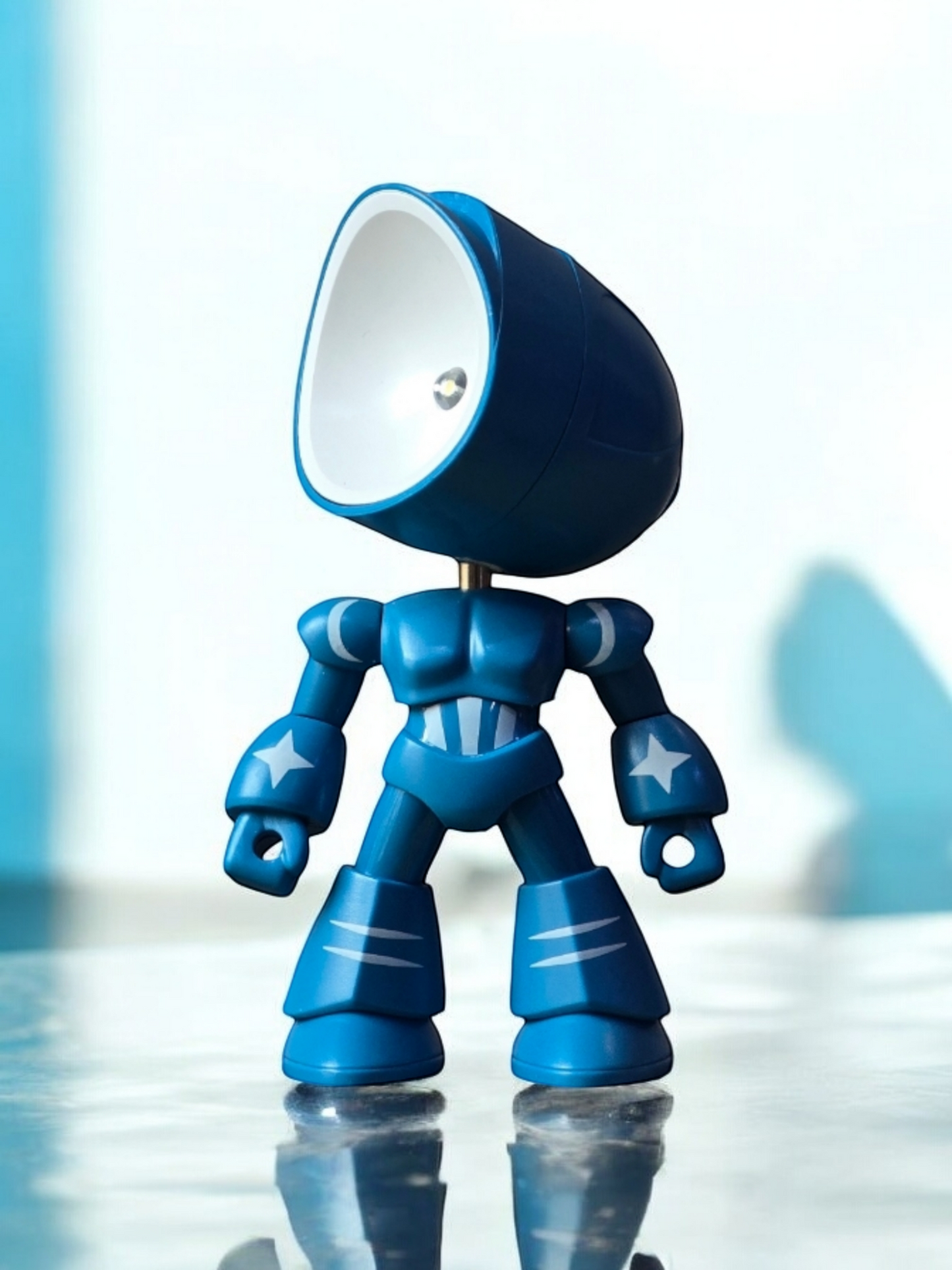 Looges™ - Mini Hero Lamp